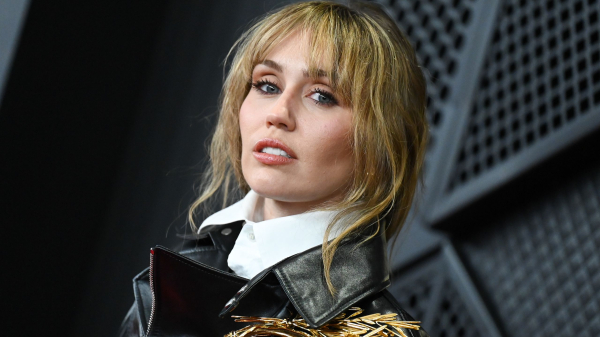 Miley Cyrus Is the Blondest She’s Been In Years—See the Photos